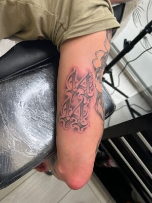 Tattoo door Alejandro, Pure Ink Tattoo Studio Purmerend